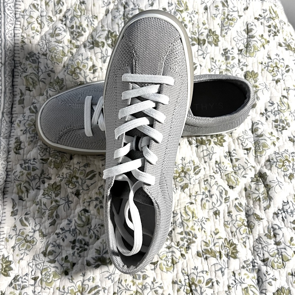 Women’s Rothy’s The Lace Up Sneaker